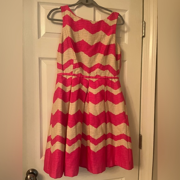 Just...Taylor Dresses & Skirts - Brand new dress but doesn’t have tags…never worn! Cute spring or summer dress